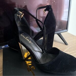 Lulu's Black Suede Ankle-Strap Block Heels with Gold Accent